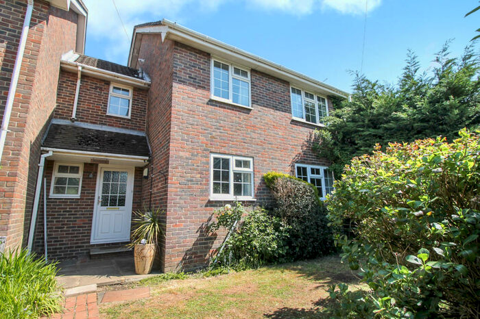 4 Bedroom Property To Rent In Wickham, Hampshire, PO17