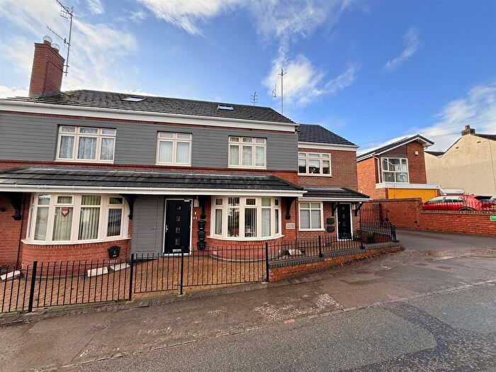 1 Bedroom Flat For Sale In Enville Road, Kinver, Stourbridge, DY7