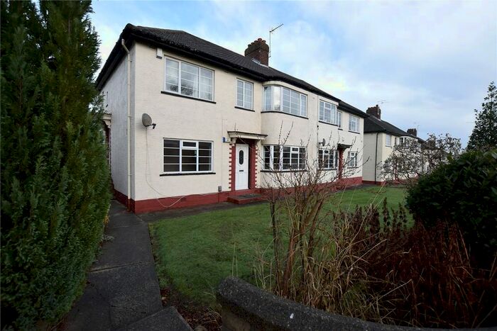 2 Bedroom Flat To Rent In New Adel Lane, Adel, Leeds, West Yorkshire, LS16