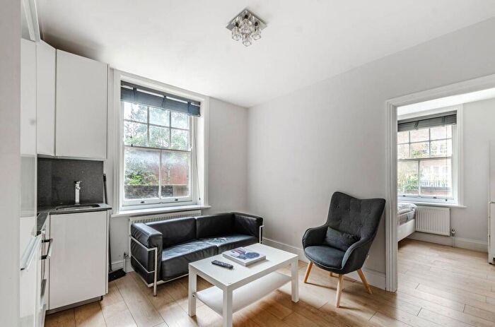 1 Bedroom Flat To Rent In Lisson Street, Lisson Grove, London, NW1