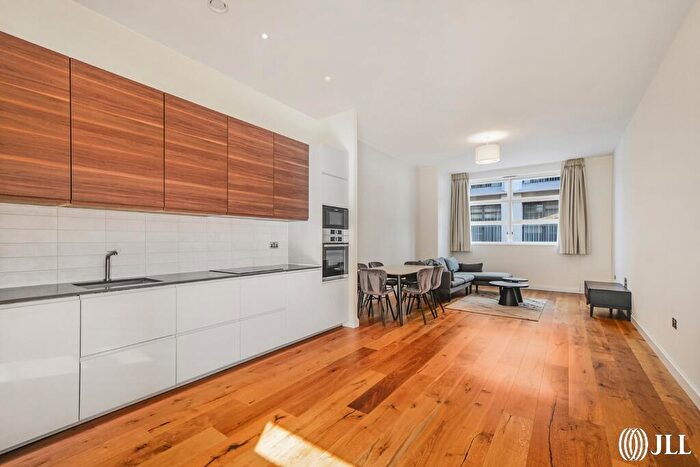 2 Bedroom Flat To Rent In Copperworks Wharf London, E15