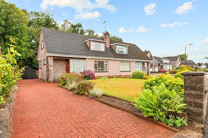 3 Bedroom Semi Detached House For Sale In Dunmar Drive, Alloa, FK10