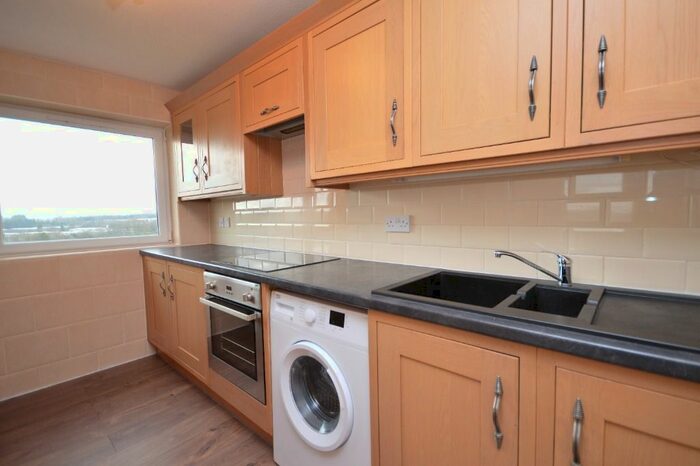 2 Bedroom Flat To Rent In White Cart Tower, East Kilbride, South Lanarkshire G74