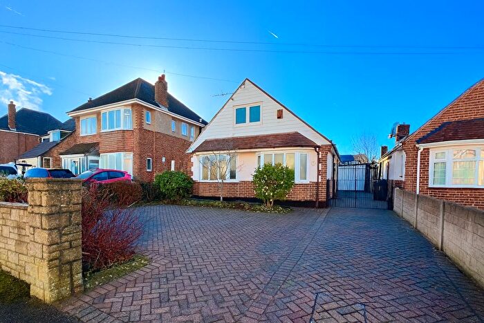 3 Bedroom Detached Bungalow For Sale In Hastings Road, Bournemouth, BH8