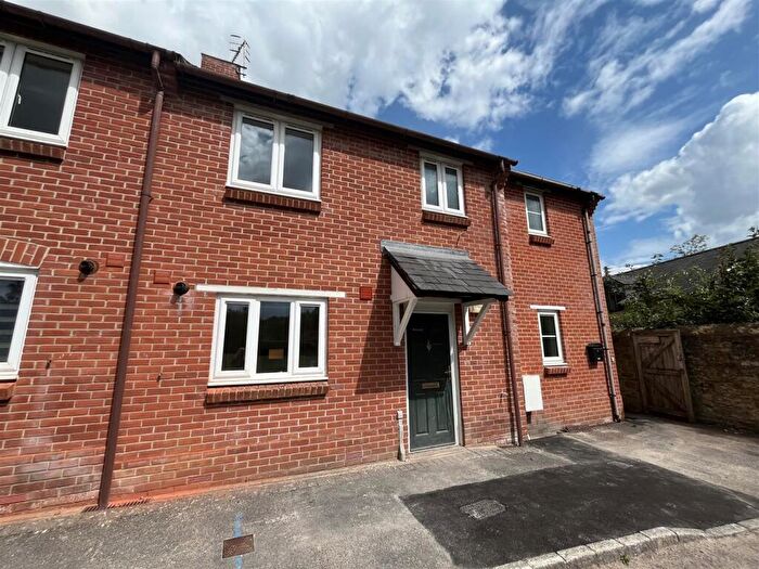 3 Bedroom End Of Terrace House To Rent In Barnes Lane, Beaminster, DT8