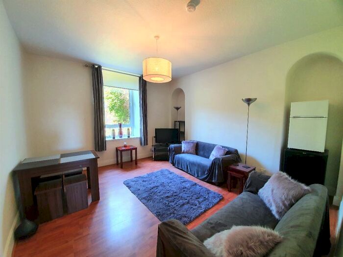 2 Bedroom Flat To Rent In King Street, Aberdeen, AB24