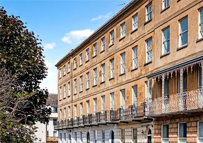 1 Bedroom Apartment For Sale In , Berkeley Place, Cheltenham, Gloucestershire, GL52