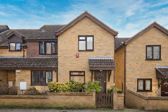 2 Bedroom End Terrace House For Sale In Church Road, Ramsgate, Kent, CT11