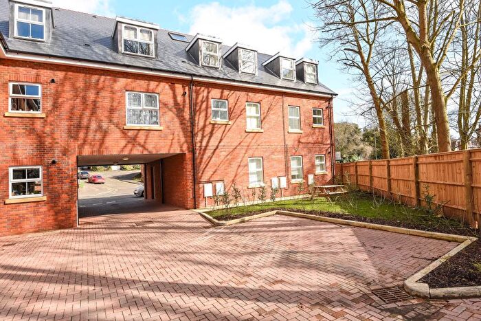 2 Bedroom Flat For Sale In Chesham, Buckinghamshire, HP5