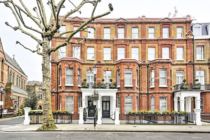 2 Bedroom Flat To Rent In Philbeach Gardens, London, SW5