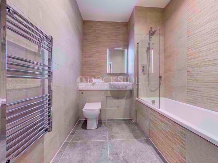 2 Bedroom Flat To Rent In Quayside, Chatham Maritime, Chatham, ME4