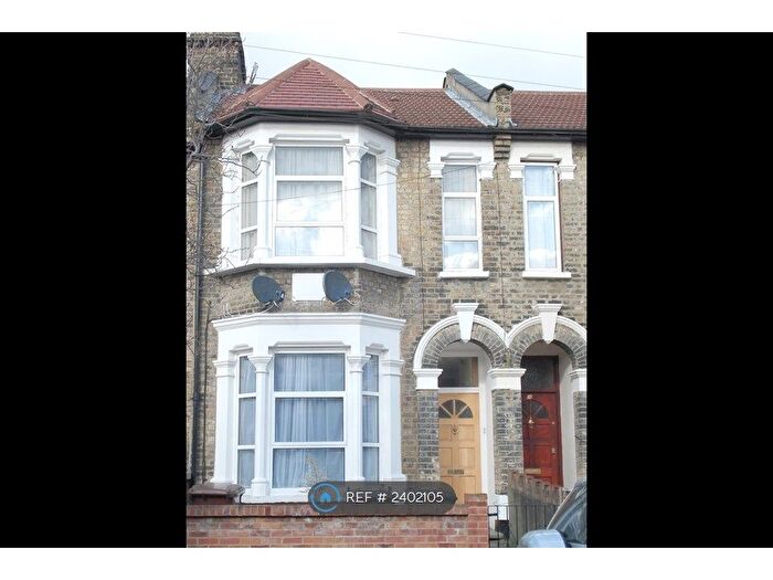 2 Bedroom Flat To Rent In Michael Road, London, E11