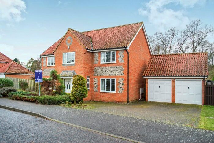 5 Bedroom Detached House To Rent In Arlington Way, Thetford, Norfolk, IP24