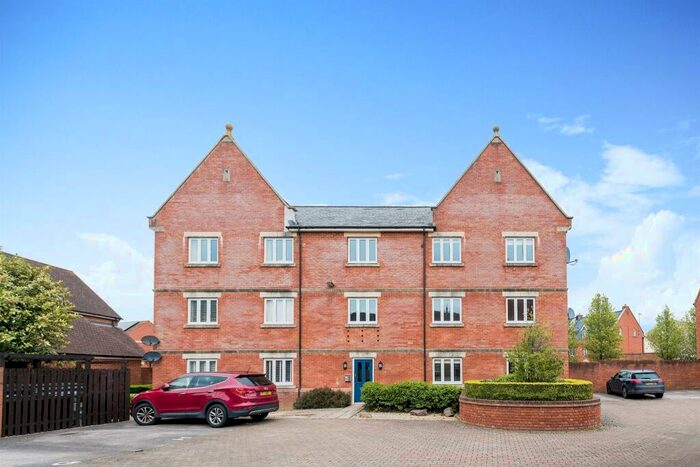 2 Bedroom Apartment To Rent In Pulsar Road, Swindon, SN25