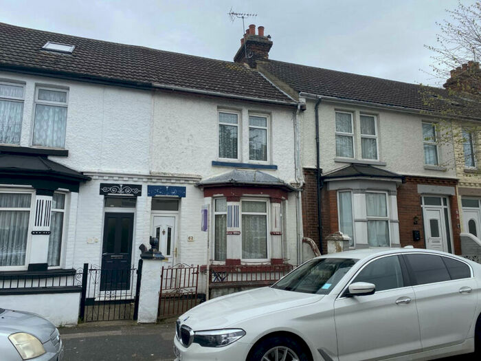 2 Bedroom Terraced House To Rent In Bethel Road, Welling, Kent, DA16