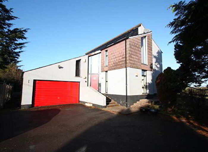 4 Bedroom House For Sale In Brae Road, Ballynahinch, BT24