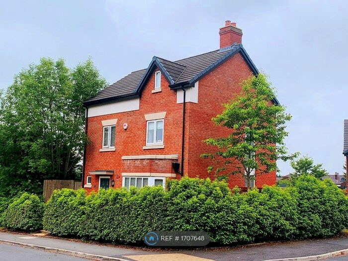 4 Bedroom Detached House To Rent In Boothshall Way, Manchester, M28