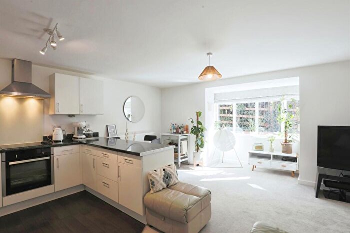 1 Bedroom Flat For Sale In Victor Close, Gaydon, Warwick, CV35