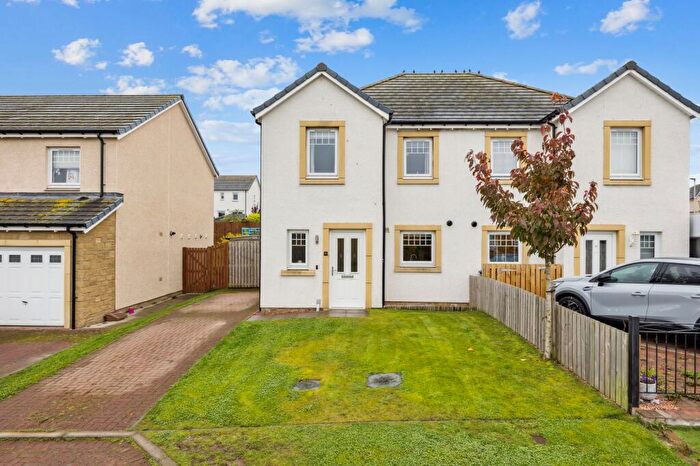 3 Bedroom Semi-Detached House For Sale In Clunie Way, Stanley, PH1