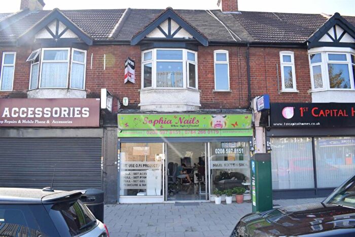 1 Bedroom Flat To Rent In Green Lane, Ilford, IG3