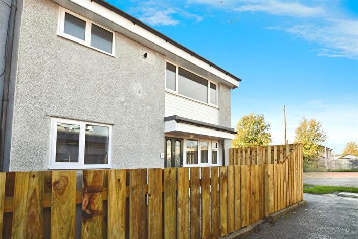 3 Bedroom End Of Terrace House For Sale In Haydock Garth, Bransholme, Hull, HU7