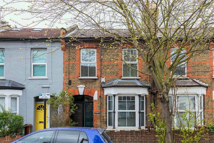 2 Bedroom Flat To Rent In Norman Road, London, E11