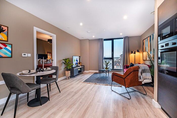 1 Bedroom Apartment To Rent In Hove Central, Boulevard Place Hove, BN3