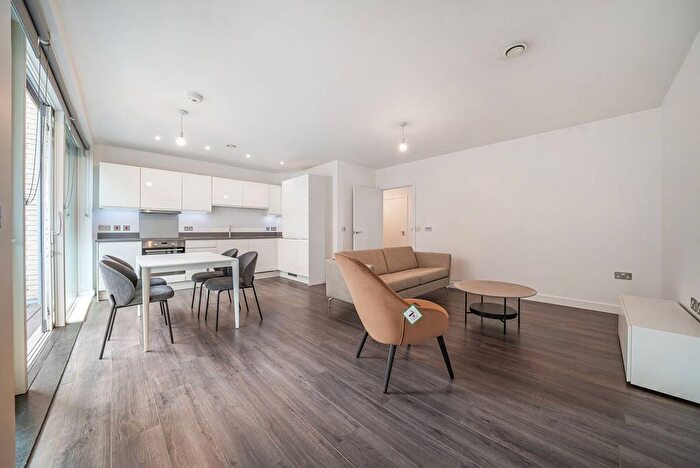 1 Bedroom Flat To Rent In Uncle New Cross, New Cross, London, SE14