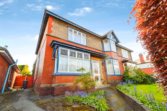 4 Bedroom Semi-Detached House For Sale In Radcliffe New Road, Whitefield, Manchester, Greater Manchester, M45