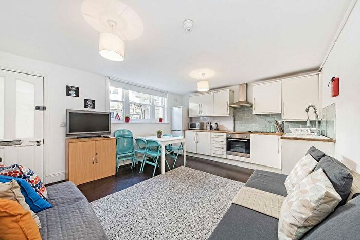 2 Bedroom Flat To Rent In Sutherland Street, London, SW1V