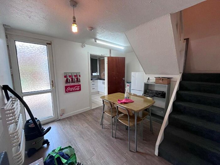 2 Bedroom Terraced House To Rent In Willoughby Street, Nottingham, Nottinghamshire, NG7