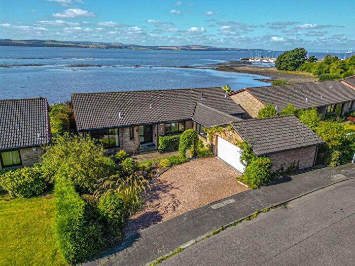3 Bedroom Detached Bungalow For Sale In Charles Way, Limekilns, KY11