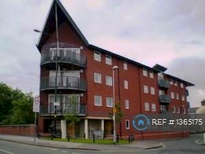 2 Bedroom Flat To Rent In Didsbury Village, Manchester, M20