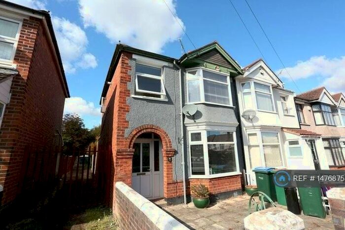 3 Bedroom End Of Terrace House To Rent In Wyken Grange Road, Coventry, CV2