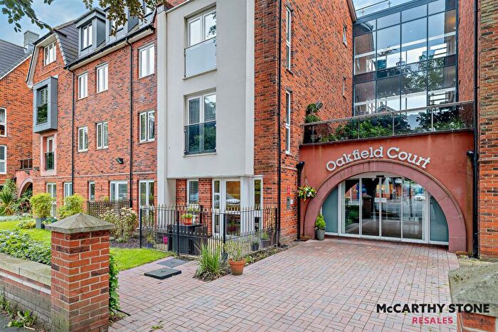 1 Bedroom Apartment For Sale In Oakfield Court, Crofts Bank Road, Urmston, Manchester, M41