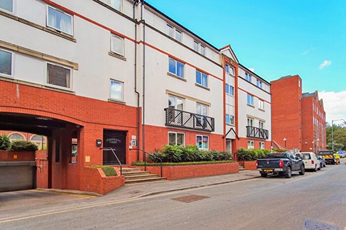 2 Bedroom Flat To Rent In Ferrymans Court, Queen Street, BS2