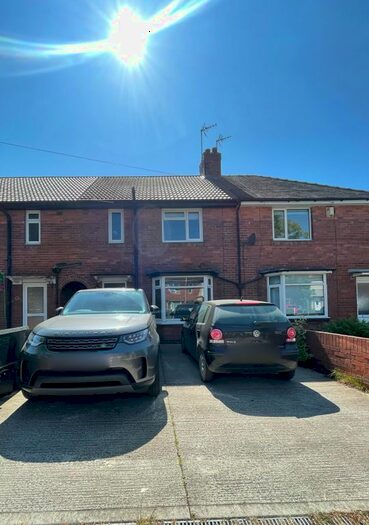 3 Bedroom Property To Rent In Dodsworth Avenue, York, YO31