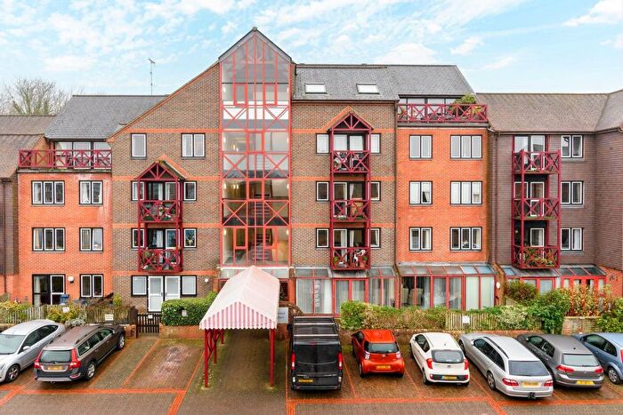 1 Bedroom Flat To Rent In The Mount, Guildford, GU2