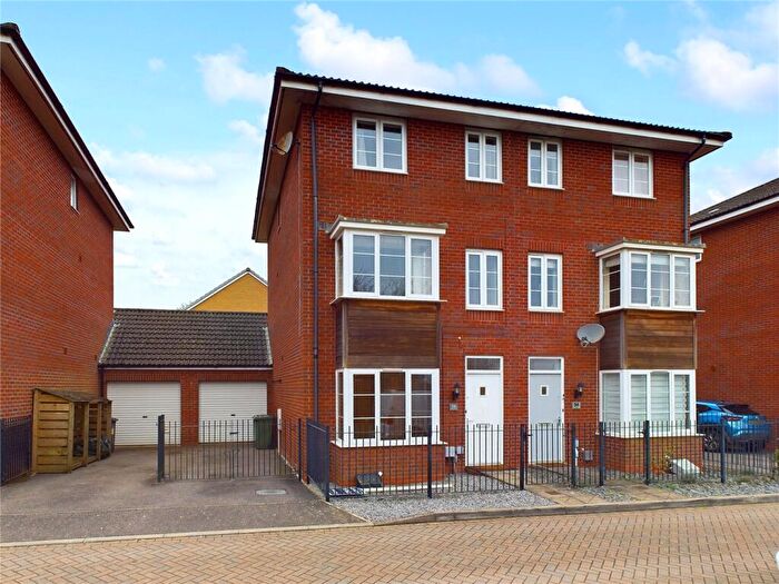 3 Bedroom Semi-Detached House To Rent In Jack Sadler Way, Exeter, Devon, EX2