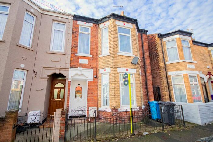 3 Bedroom End Of Terrace House To Rent In Westminster Avenue, Hull HU8
