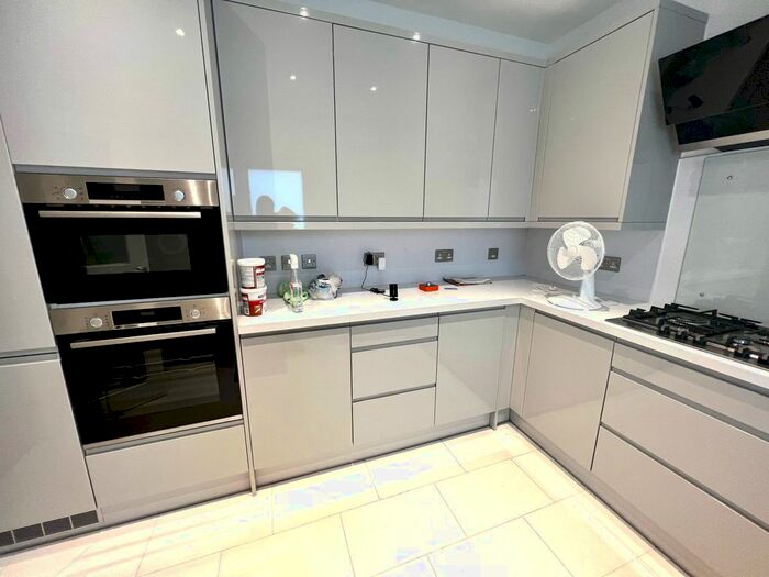 1 Bedroom Semi-Detached House To Rent In Campden Crescent, Dagenham, RM8