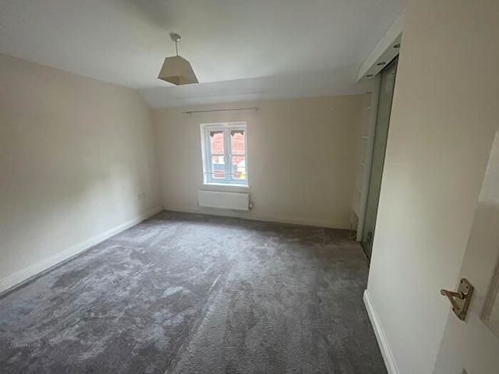 2 Bedroom End Terrace House To Rent In Kingsbere Lane, Shaftesbury, SP7