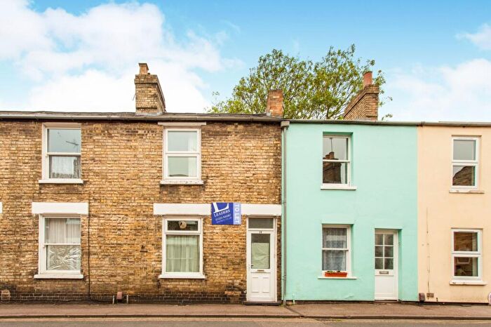 2 Bedroom Terraced House To Rent In Mawson Road, Cambridge, CB1