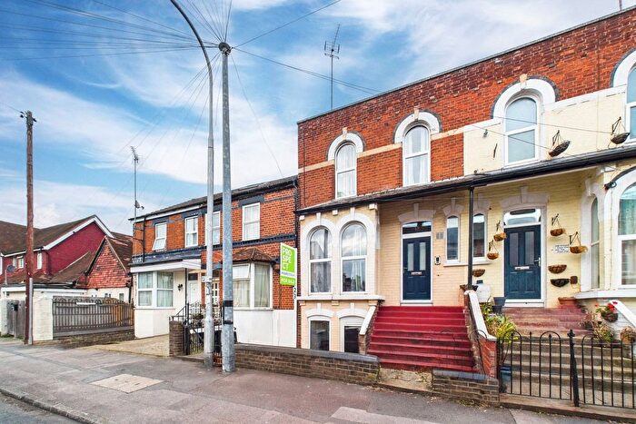 1 Bedroom Flat For Sale In George Street, Reading, Berkshire, RG1