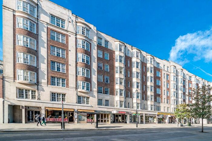 4 Bedroom Flat For Sale In Queens Court, Queensway, London, W2