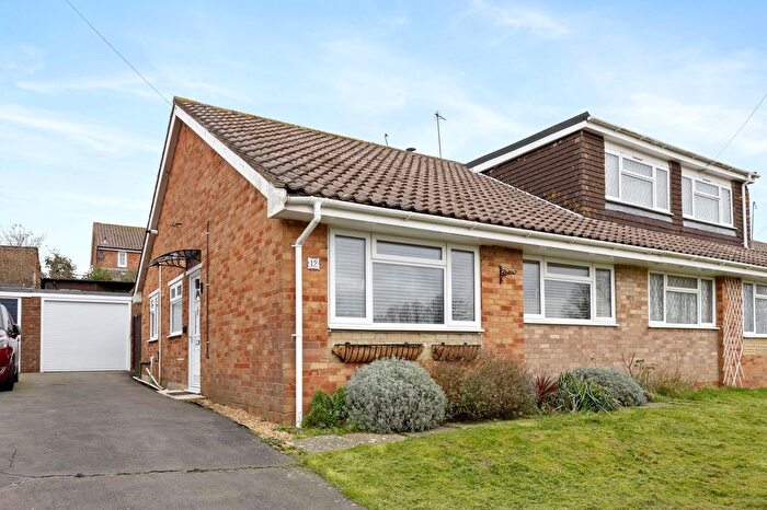 2 Bedroom Semi-Detached Bungalow To Rent In Beeches Close, Uckfield, TN22