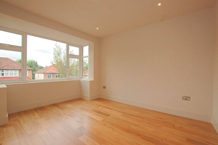 4 Bedroom End Of Terrace House To Rent In Portland Road, Bromley, BR1
