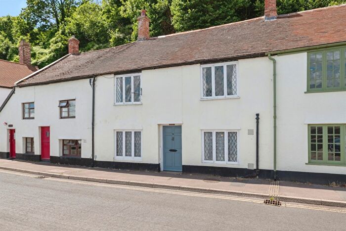 2 Bedroom Terraced House For Sale In Quay Street, Minehead, TA24