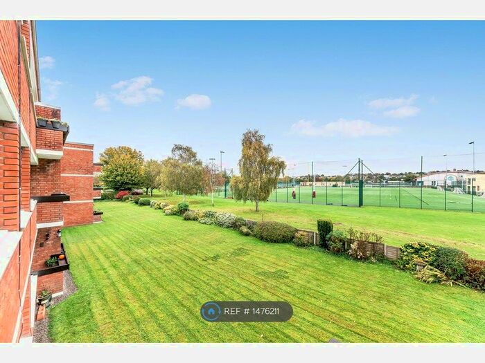 2 Bedroom Flat To Rent In Rayleigh Road, Bristol, BS9