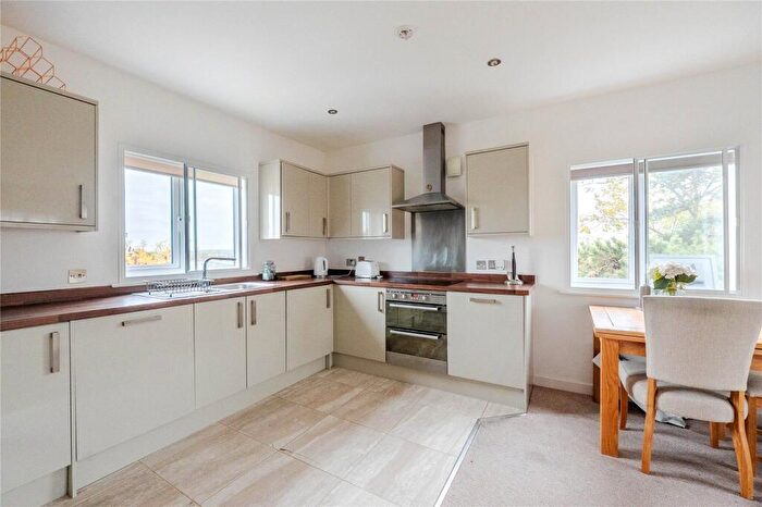 2 Bedroom Apartment For Sale In Bunkers Crescent, Bletchley, Milton Keynes, MK3
